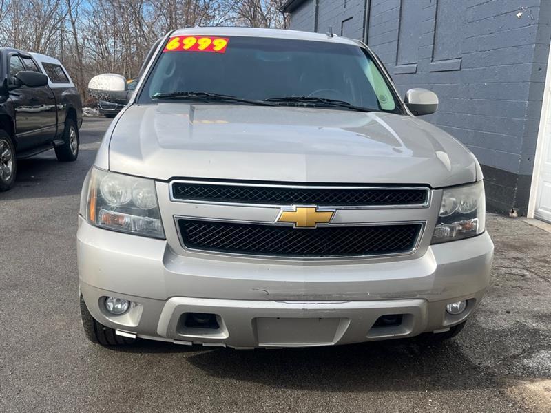 Chevrolet Suburban  2009