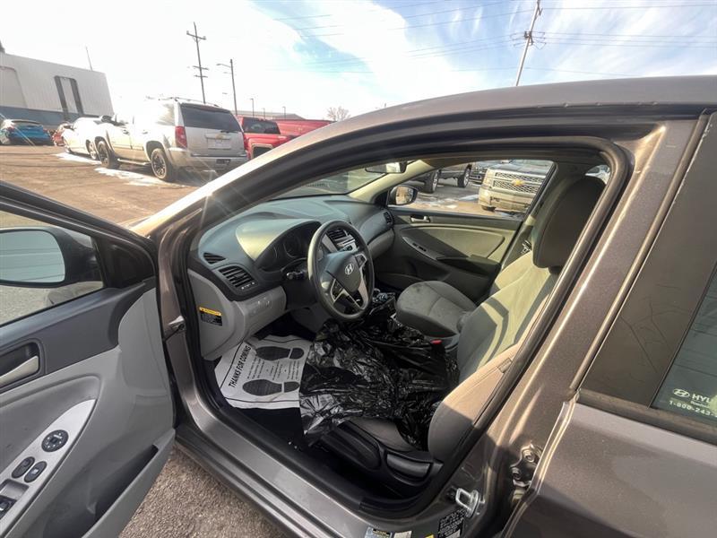 Hyundai Accent  2017