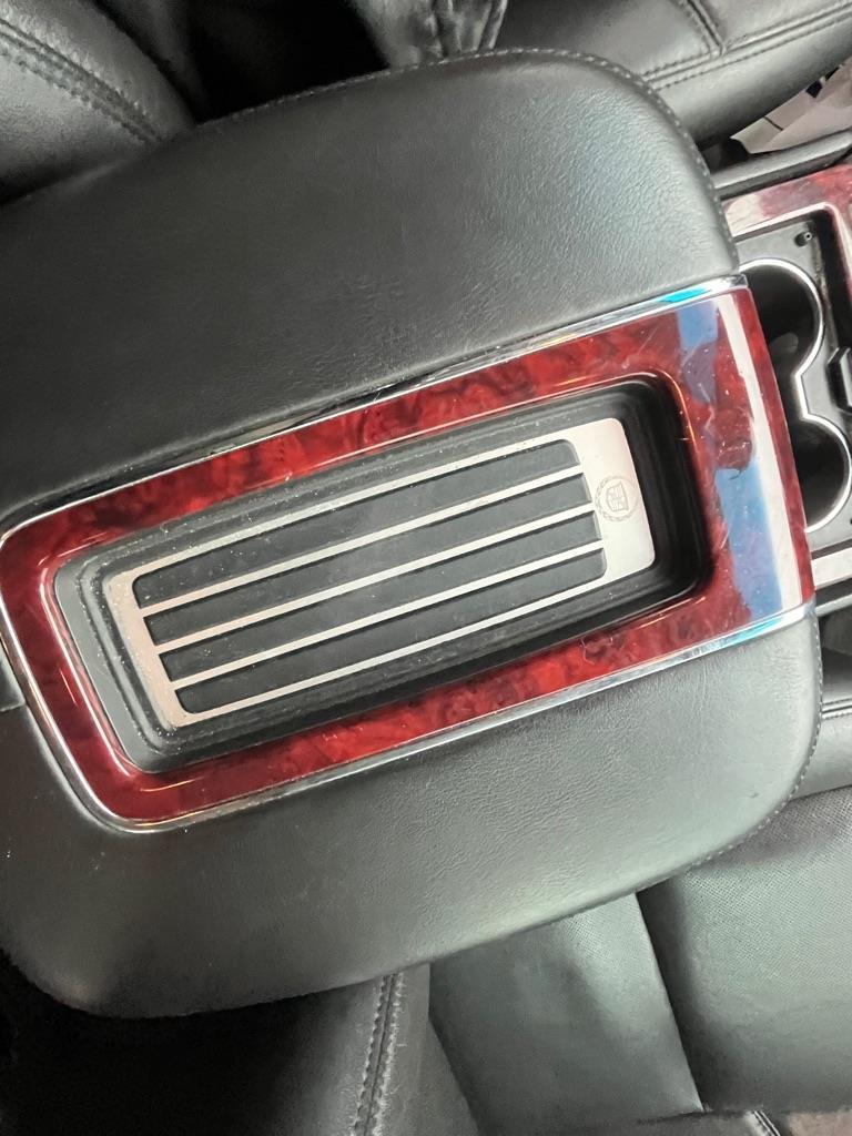 Cadillac Escalade  2013