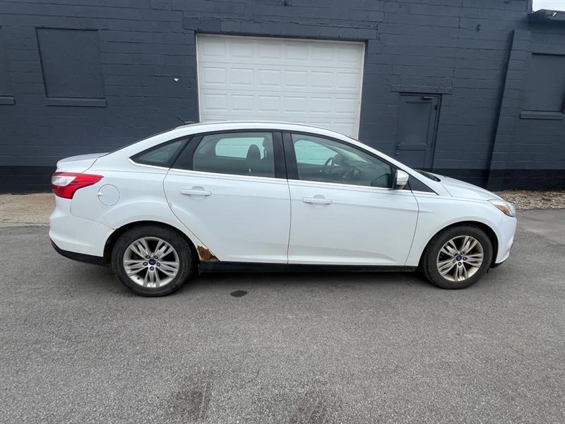 Ford Focus  2012