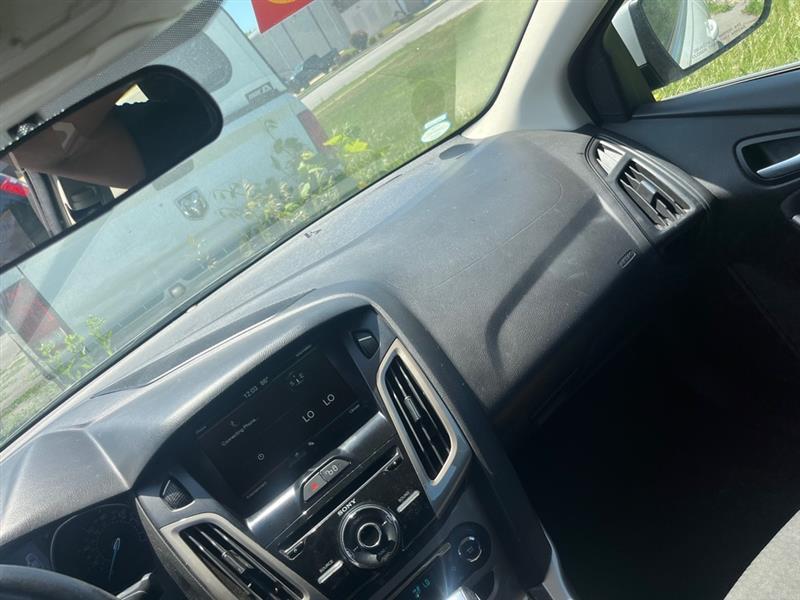 Ford Focus  2012