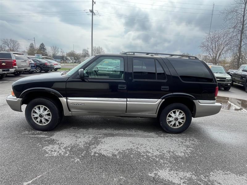 GMC Envoy Base 2000