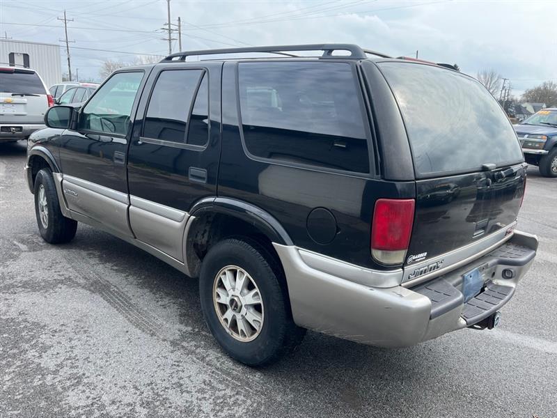 GMC Envoy Base 2000