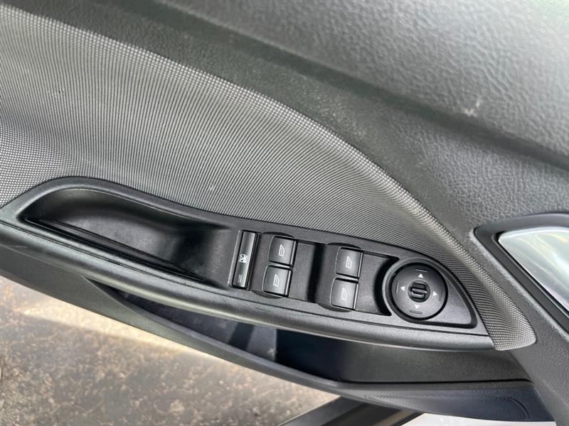 Ford Focus  2014