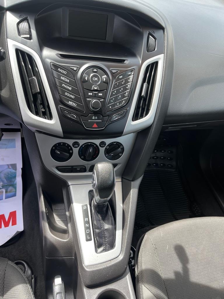Ford Focus  2014