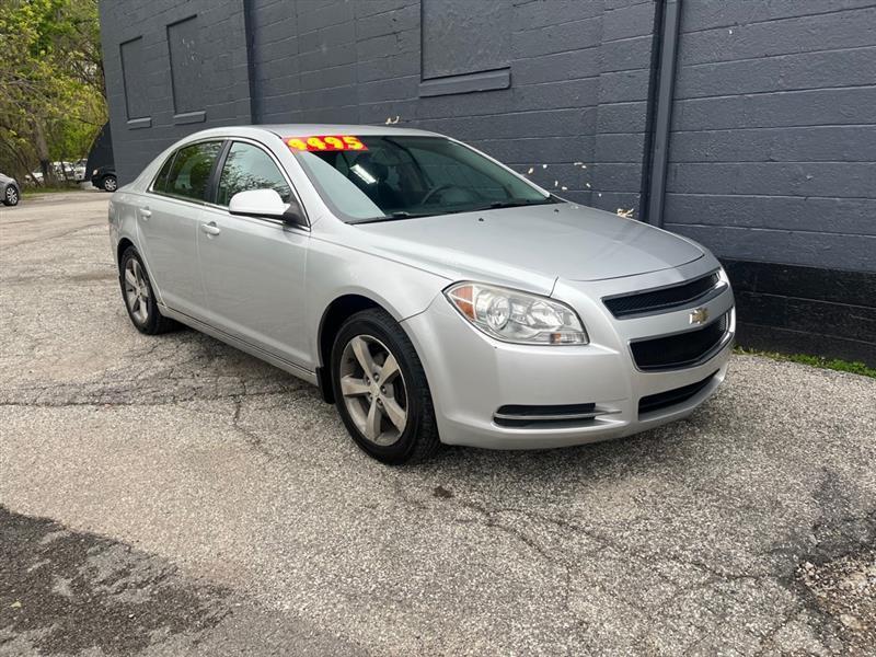 Chevrolet Malibu  2011
