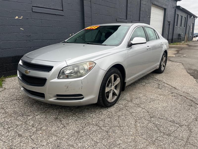 Chevrolet Malibu  2011