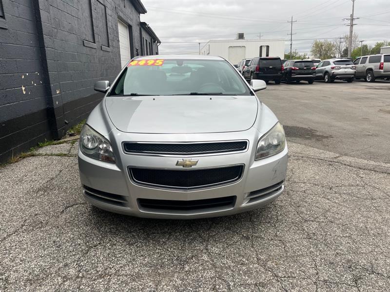 Chevrolet Malibu  2011