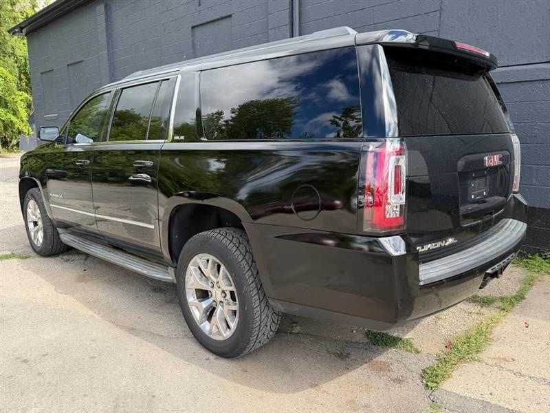 GMC Yukon XL  2015