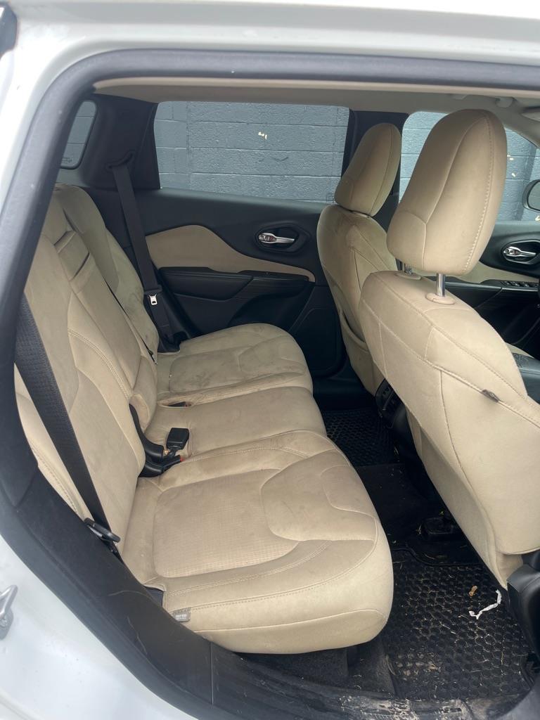 Jeep Cherokee  2015
