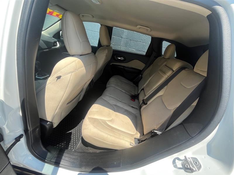 Jeep Cherokee  2015