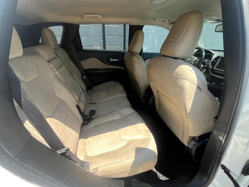 Jeep Cherokee  2015