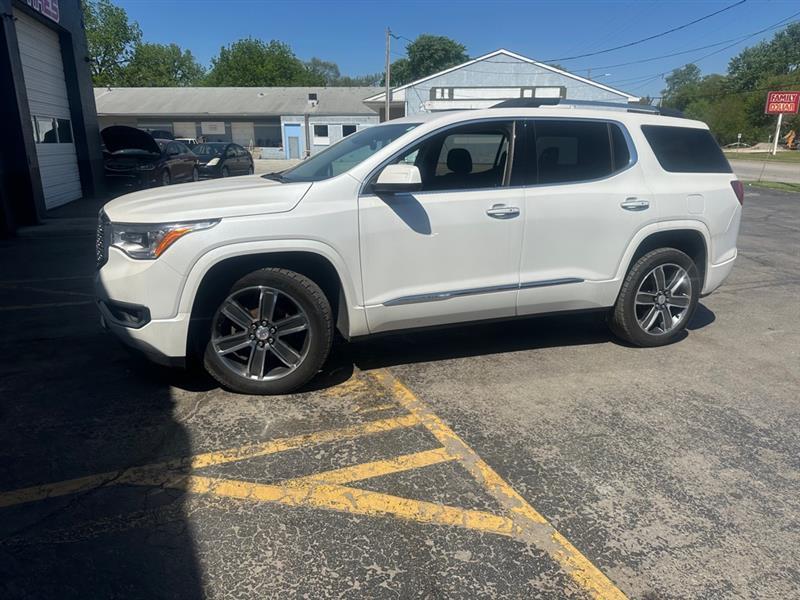 GMC Acadia  2017