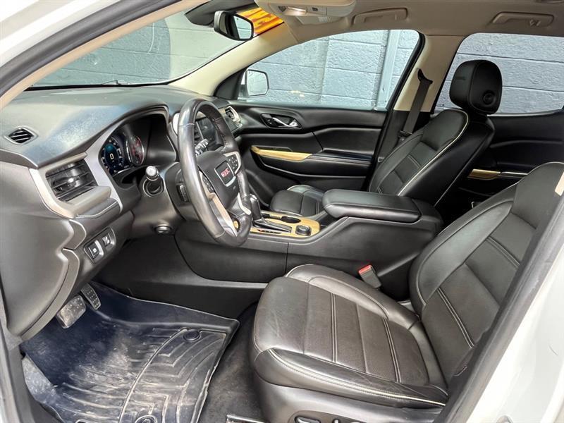 GMC Acadia  2017
