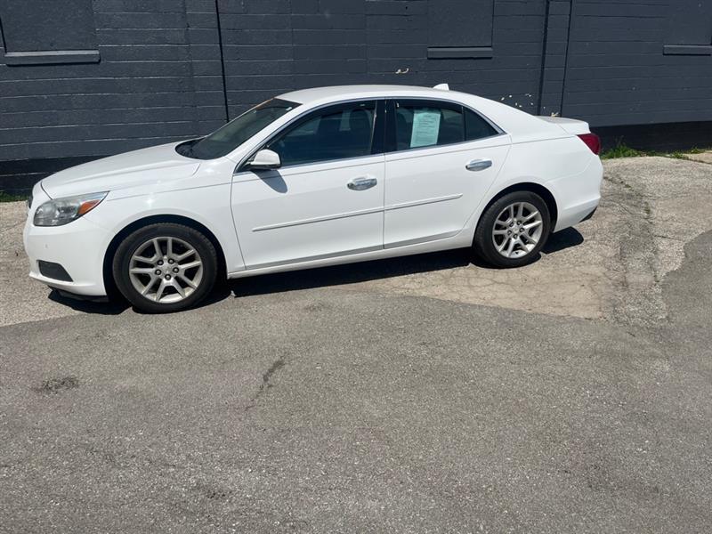Chevrolet Malibu  2013