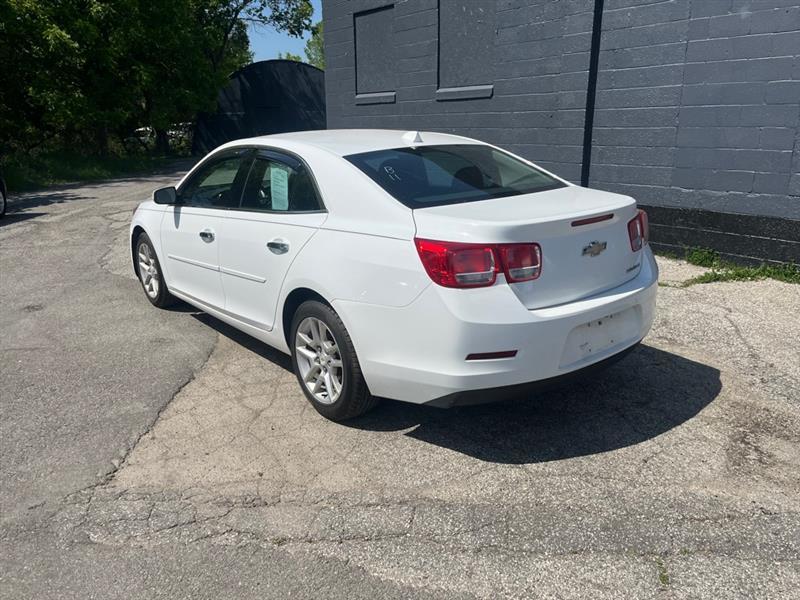 Chevrolet Malibu  2013