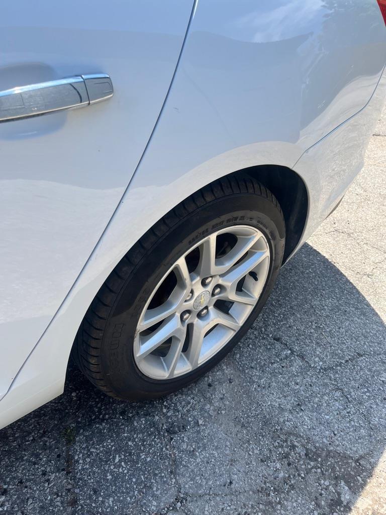 Chevrolet Malibu  2013