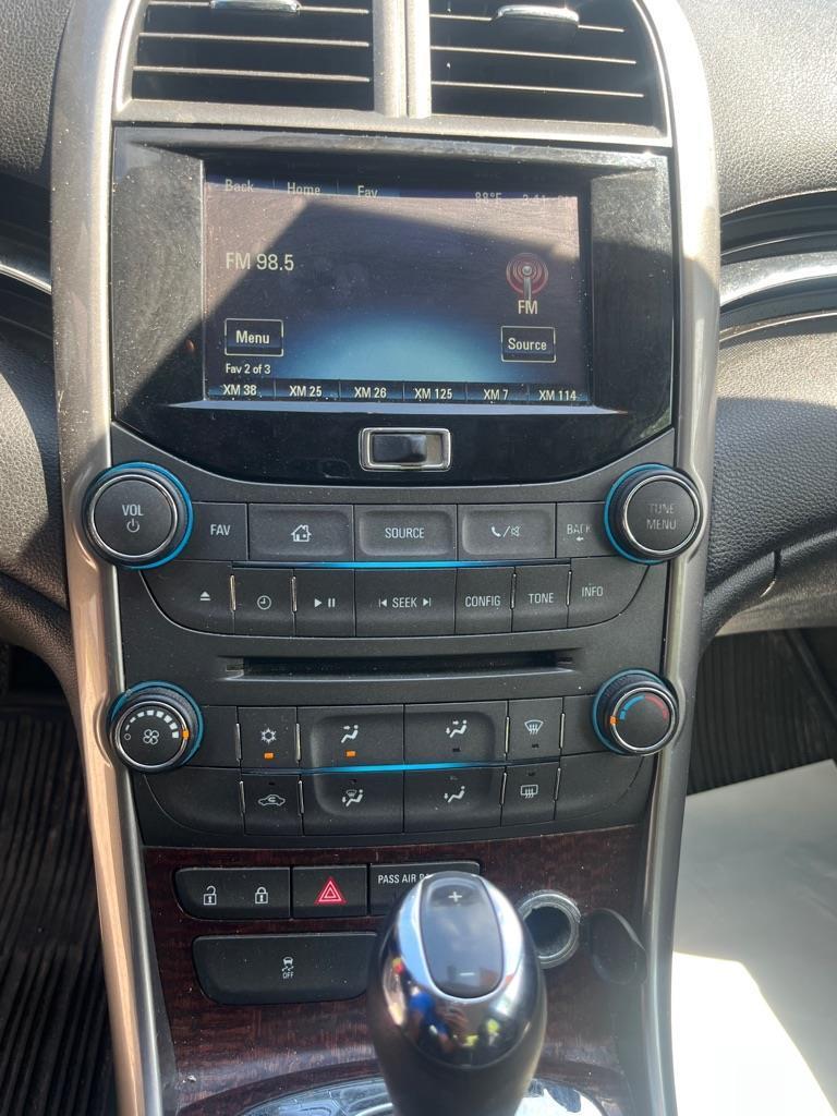Chevrolet Malibu  2013