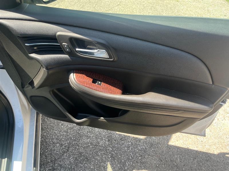 Chevrolet Malibu  2013