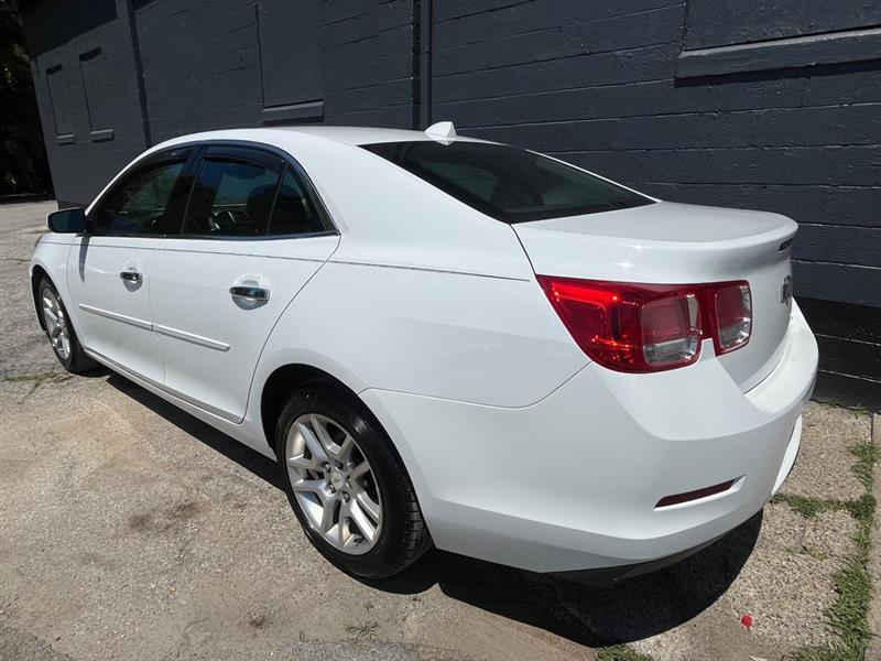 Chevrolet Malibu  2013
