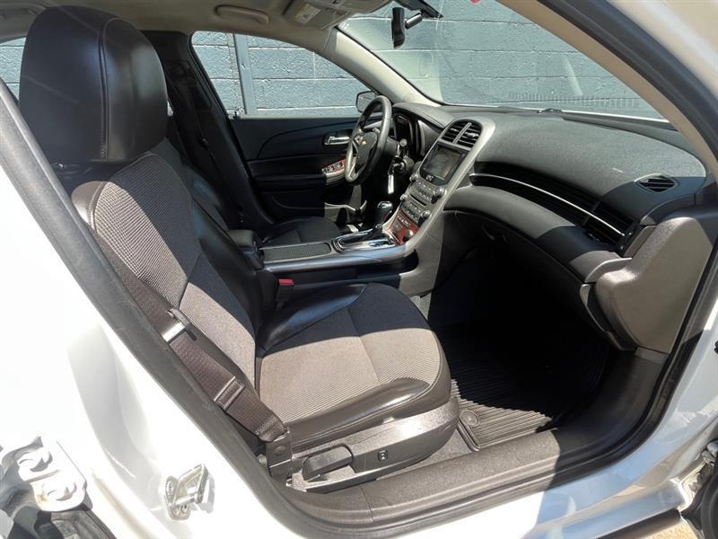 Chevrolet Malibu  2013
