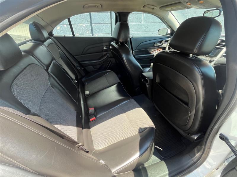 Chevrolet Malibu  2013