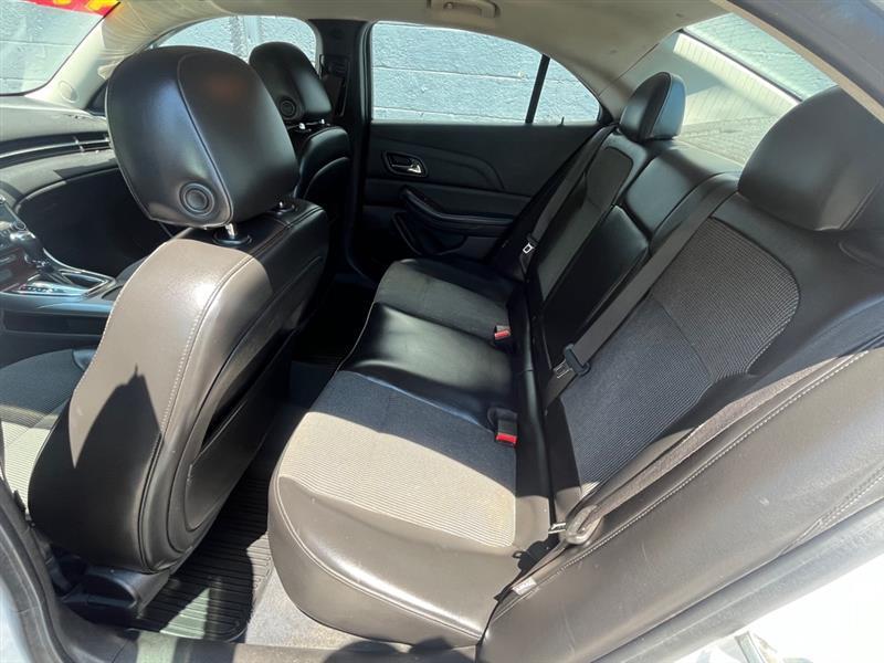 Chevrolet Malibu  2013