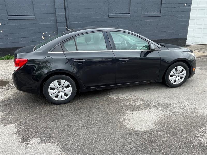 Chevrolet Cruze  2012