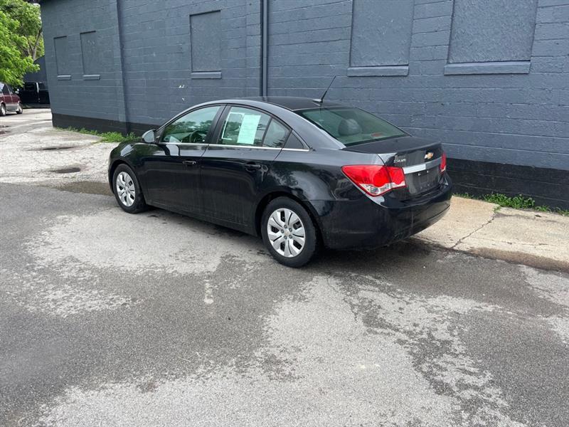 Chevrolet Cruze  2012