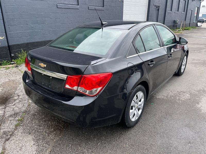 Chevrolet Cruze  2012