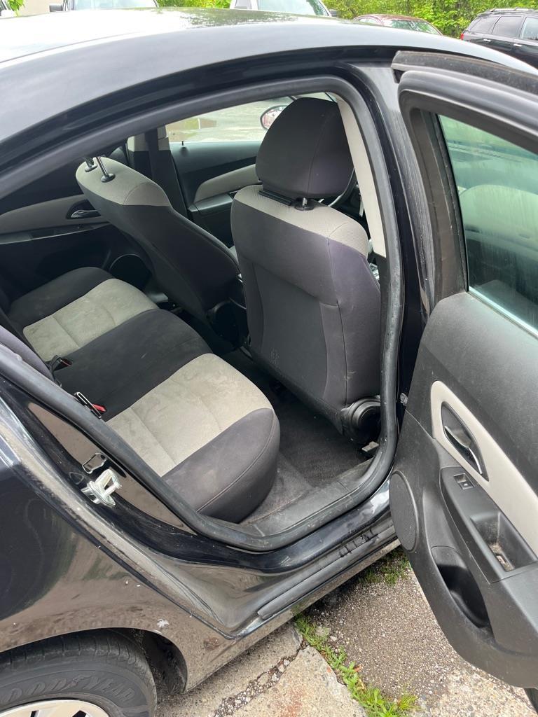 Chevrolet Cruze  2012
