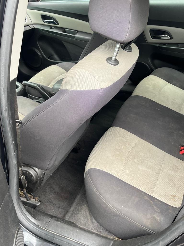 Chevrolet Cruze  2012