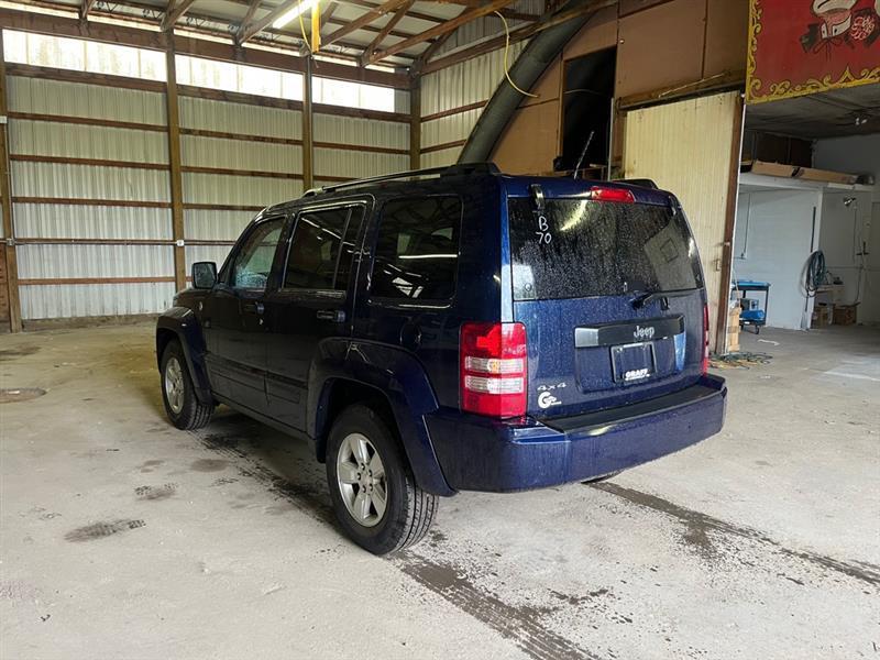 Jeep Liberty  2012