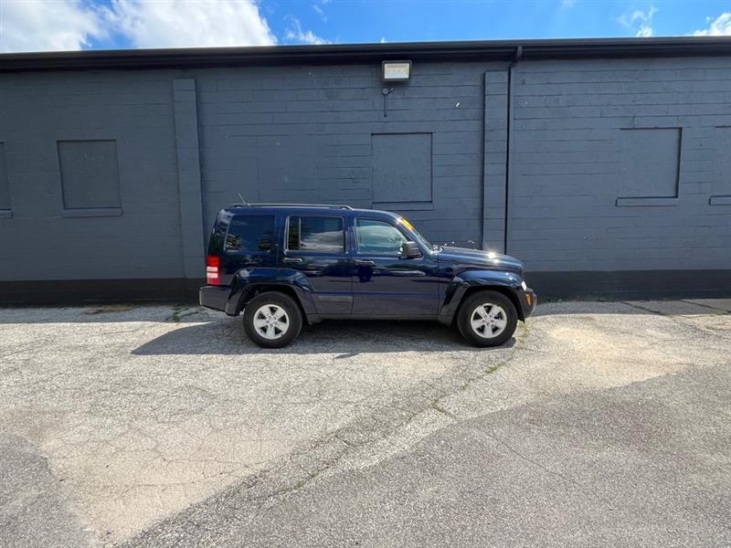 Jeep Liberty  2012