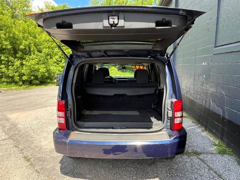 Jeep Liberty  2012