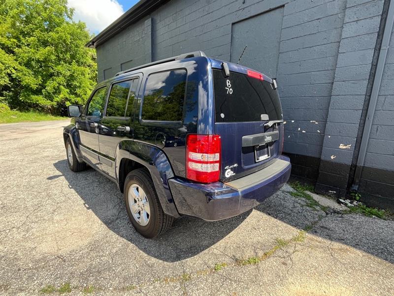 Jeep Liberty  2012