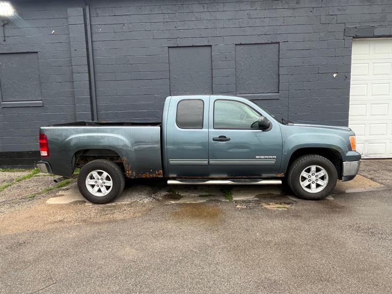 GMC Sierra 1500  2013