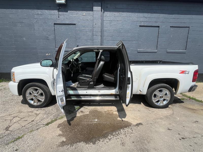Chevrolet Silverado 1500 LTZ 2012