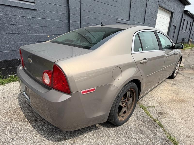 Chevrolet Malibu  2008