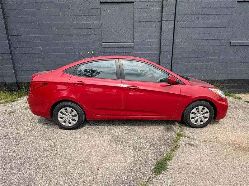 Hyundai Accent  2016