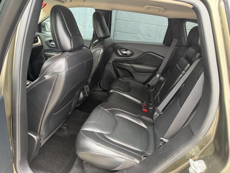 Jeep Cherokee  2016