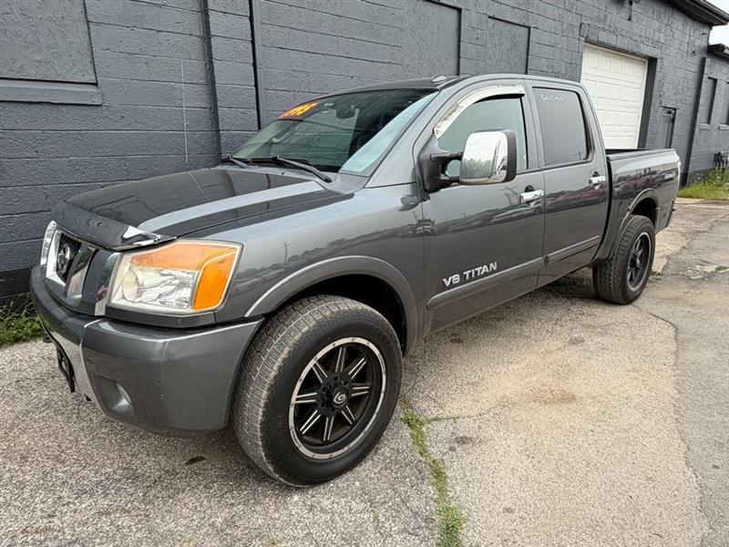 Nissan Titan 4WD Crew Cab SWB SL 2012