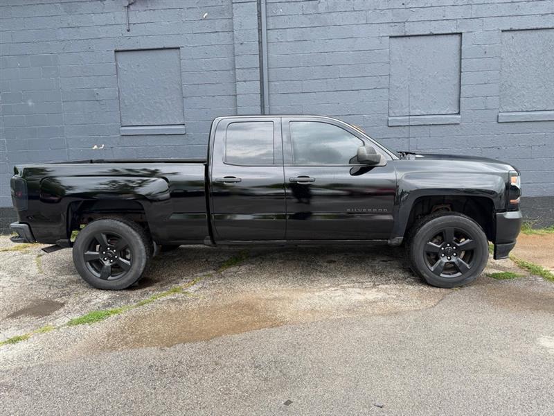 Chevrolet Silverado 1500 4WD Double Cab 143.5" Work Truck 2017