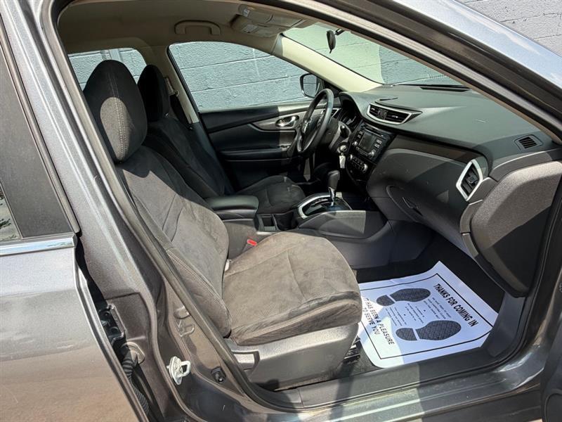 Nissan Rogue  2016