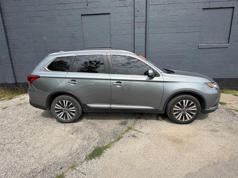 Mitsubishi Outlander SE S-AWC 2020