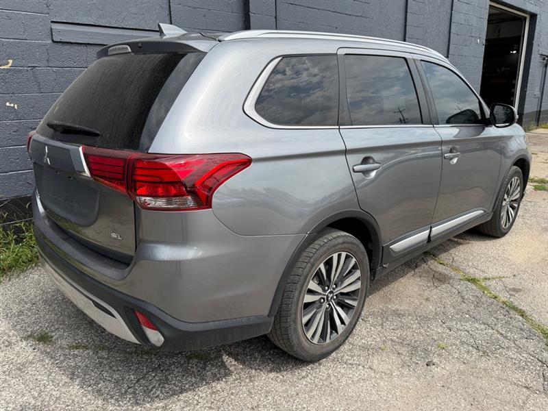 Mitsubishi Outlander SE S-AWC 2020