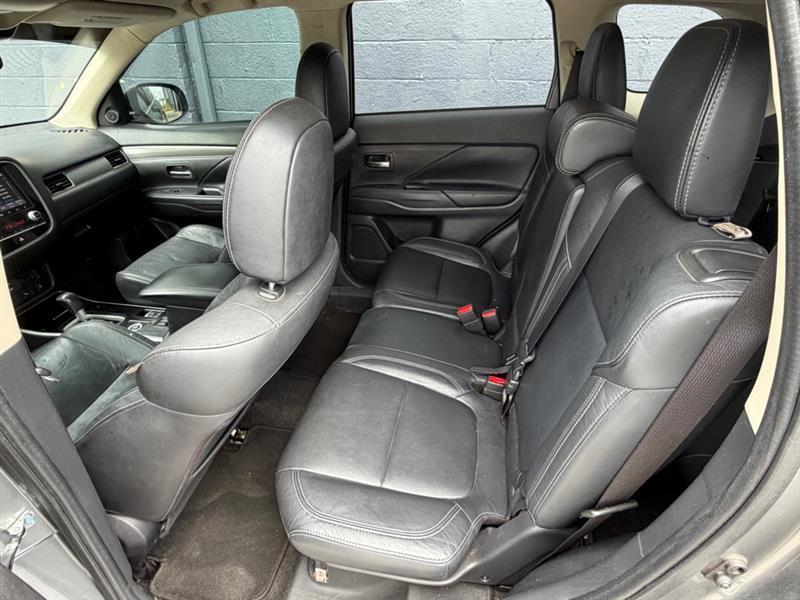 Mitsubishi Outlander SE S-AWC 2020
