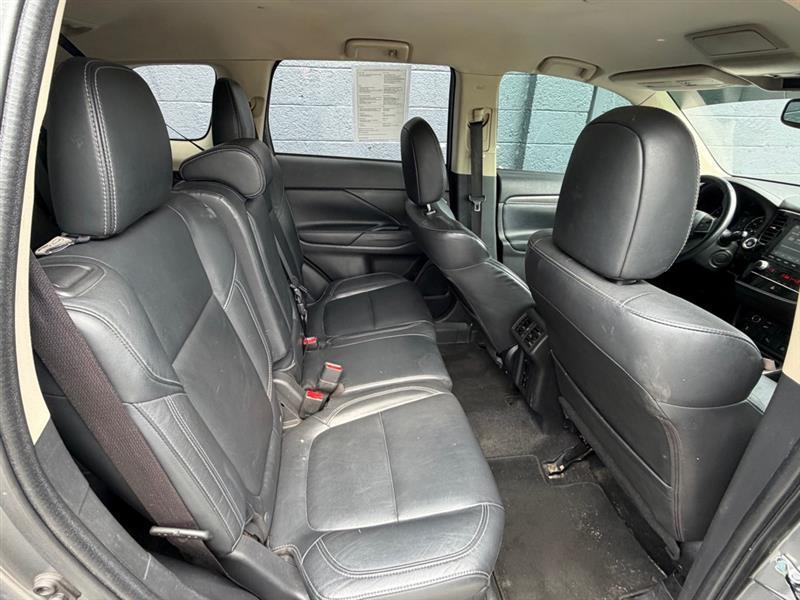 Mitsubishi Outlander SE S-AWC 2020