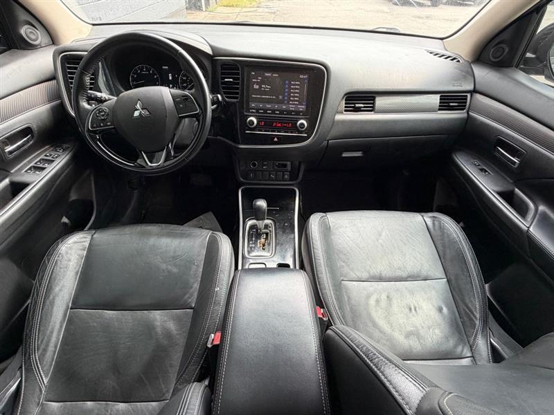 Mitsubishi Outlander SE S-AWC 2020