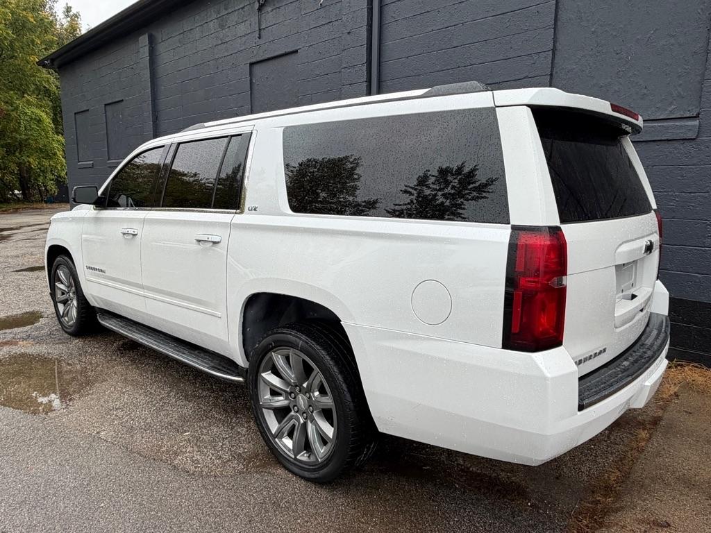 Chevrolet Suburban  2016